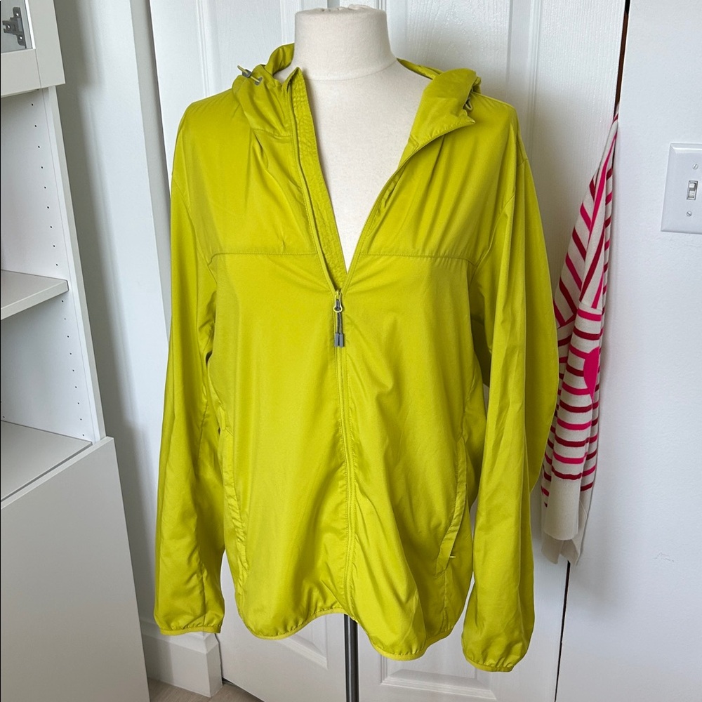 Uniqlo lightweight jacket size L